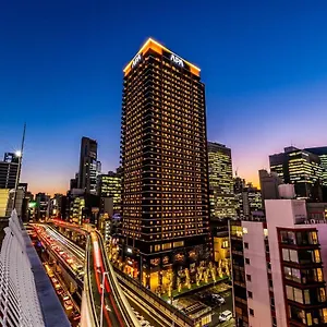 Apa & Umeda Eki Tower Hotell